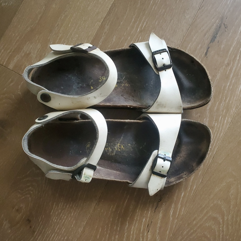 Birkis Birkenstock Rio White Leather Strap Buckle Sandals Womens EU 39 US 8-8.5